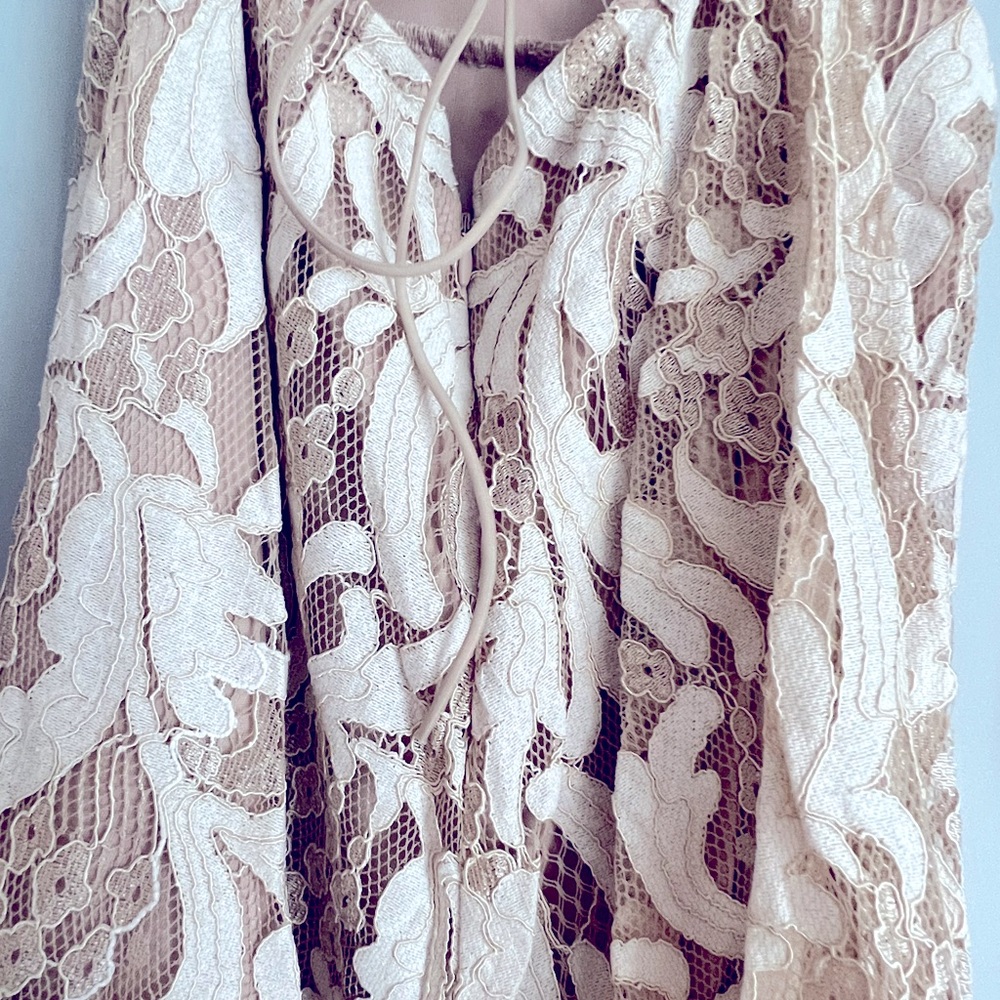 BLITHE Los Angeles Cream Lace Romper (Size Small) - Picture 3 of 5